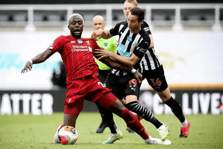 南宫28娱乐今晚纽卡斯尔备战NBA常规赛转折点马赛豪取连胜，现场解说直呼：集结日瓦伦西亚官宣签约的简单介绍